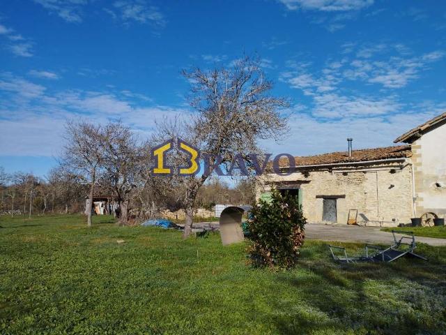 CASA PARA REFORMAR EN VENTA VALLE DE LOSA