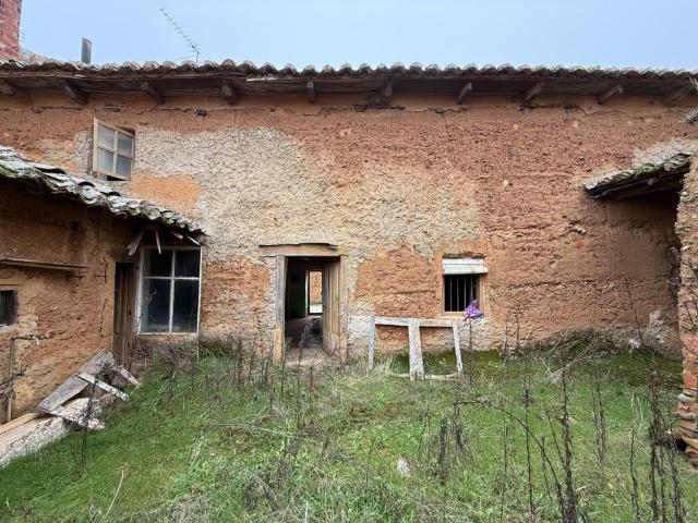 CASA PARA REFORMAR EN VILLAGALLEGOS