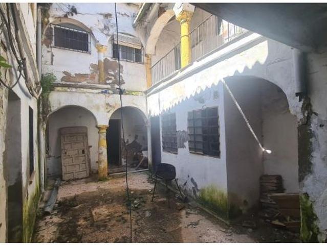 CASA PARA REFORMAR EN ZONA DE SAN PEDRO