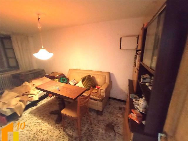 Casa para reformar íntegramente en Arcos de la Llana