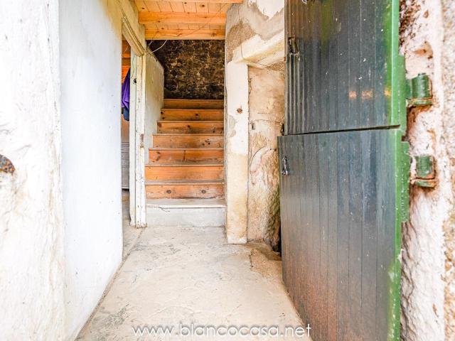 CASA para reformar +TERRENO+ GALPONES POR TAN SÓLO 55.990 €