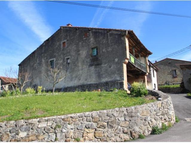CASA PARA REHABILITAR EN CAVIEDES