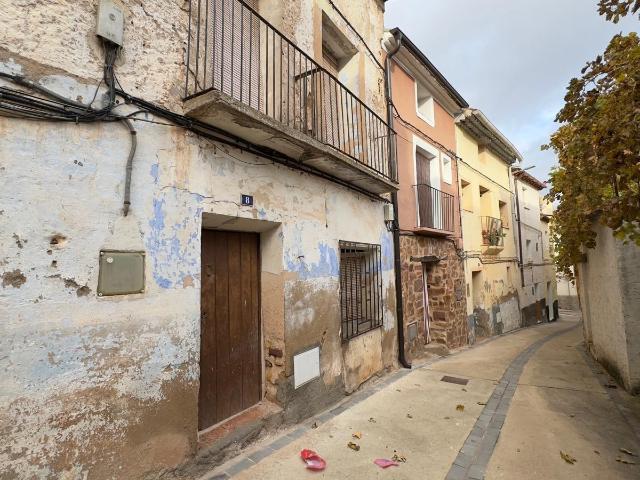 Casa para rehabilitar en el Frasno