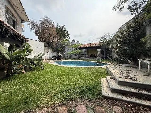 Casa para Remodelaci?n en Compositores