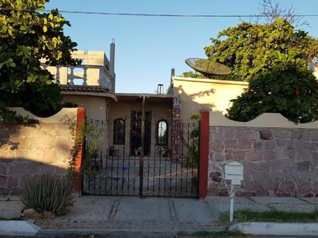 CASA PARA REMODELAR O DEMOLER EN FRACCIONAMIENTO PERLA, LA PAZ BCS