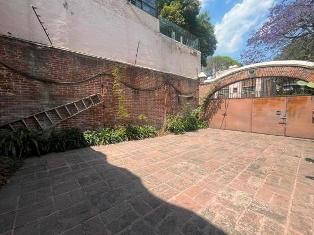 Casa Para Remodelar, Colonia Del Carmen Coyoacán, Alcaldía Coyoacán. $14,500,000.00