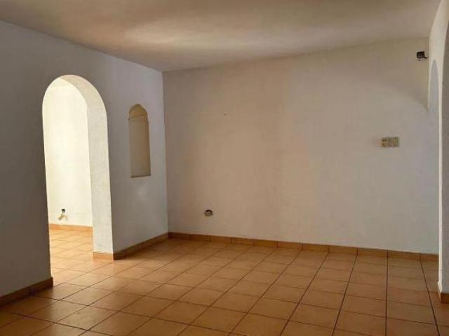 Casa Para Remodelar en Venta, Colinas del Cimatario