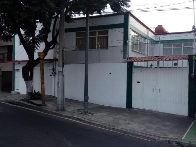 Casa para remodelar en venta Vis?tala ya!
