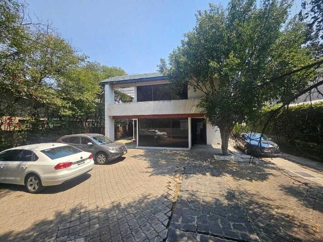 Casa para Renovar con uso de suelo para oficinas y comercio en Palmas