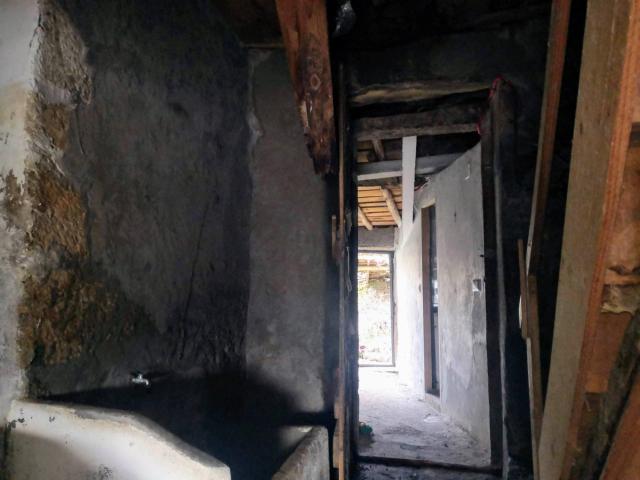 Casa para restaurar en la zona de Noicela