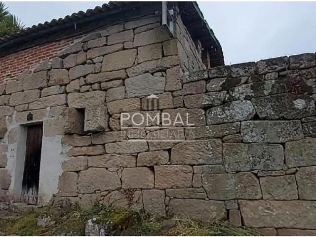 CASA PARA RESTAURAR