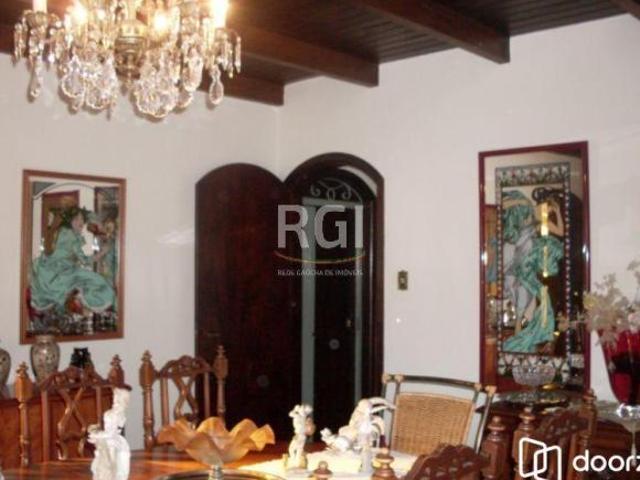 Casa para Venda 200m², 4 dormitórios, sendo 1 suites, 4 vagas Jardim Lindóia