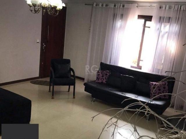 Casa para Venda 279m², 6 dormitórios, sendo 2 suites, 3 vagas Cavalhada, Poa
