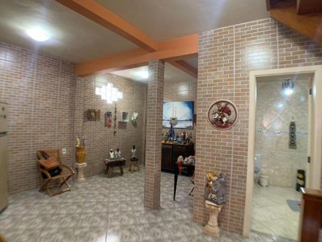 Casa para Venda 318m², 3 dormitórios, Piscina, Bairro Guarujá