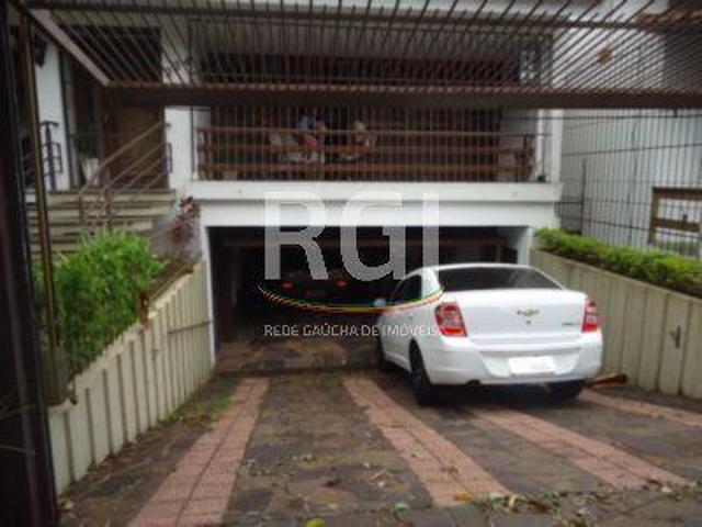Casa para Venda 330m², 4 dormitórios, 2 vagas Glória