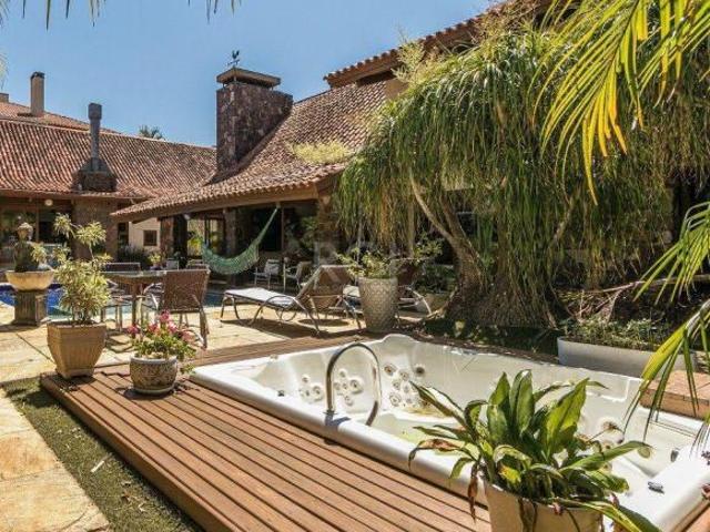 Casa para Venda 370m², 5 dormitórios, sendo 2 suites, 7 vagas Vila Assunção