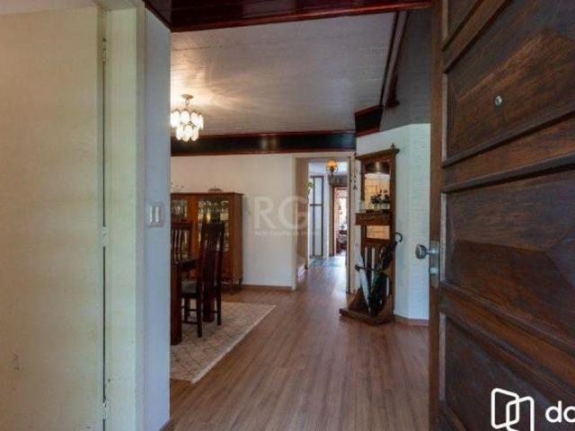 Casa para Venda 435m², 4 dormitórios, sendo 4 suites, 4 vagas Cristal