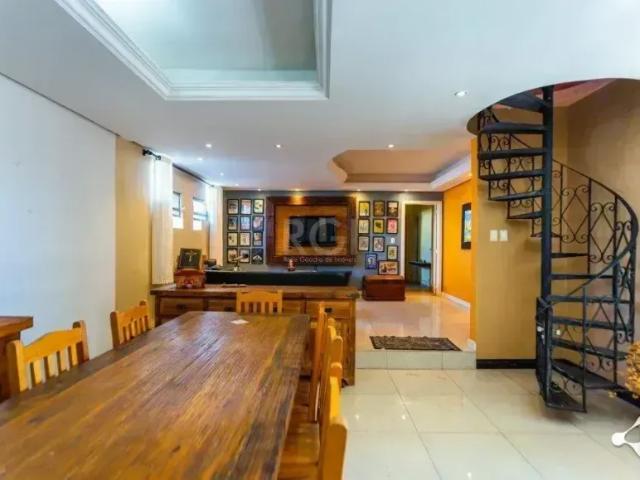 Casa para Venda 500m², 3 dormitórios, sendo 3 suites, 4 vagas Vila Ipiranga