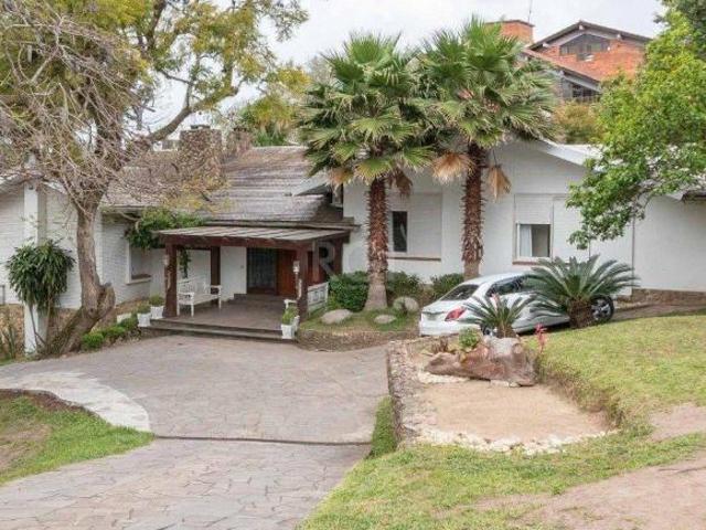 Casa para Venda 800m², 3 dormitórios, sendo 3 suites, 4 vagas Vila Assunção