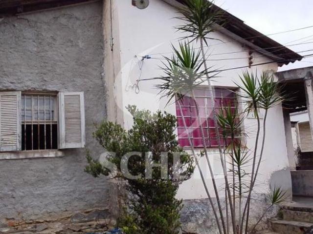 Casa para venda com terreno de 190 m2, 2 dormitórios, 1 banheiro na região do jardim consórcio