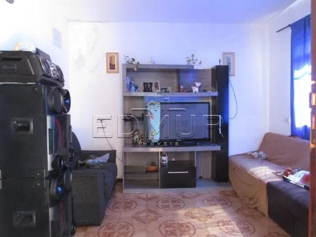 CASA para VENDA com 179m² no bairro Santa Maria com 2 quartos e 2 vagas. Santo André, SP