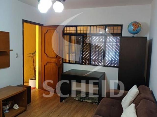 Casa para venda, com 2 dormitórios, 2 vagas de garagem em Interlagos