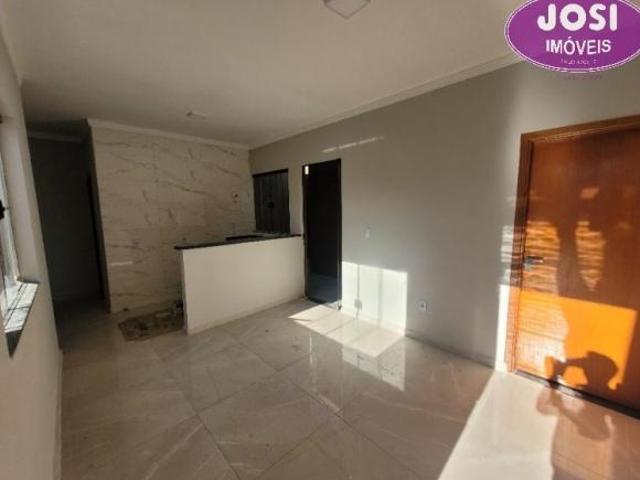 Casa para venda com 2 quartos, no Residencial Júlio Alves em Alfenas/MG por R$ 250 mil