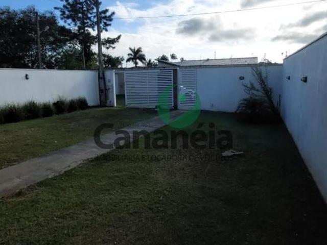 Casa para venda com 4 dormitórios sendo 2 suítes no Retiro das Caravelas Cananéia/SP