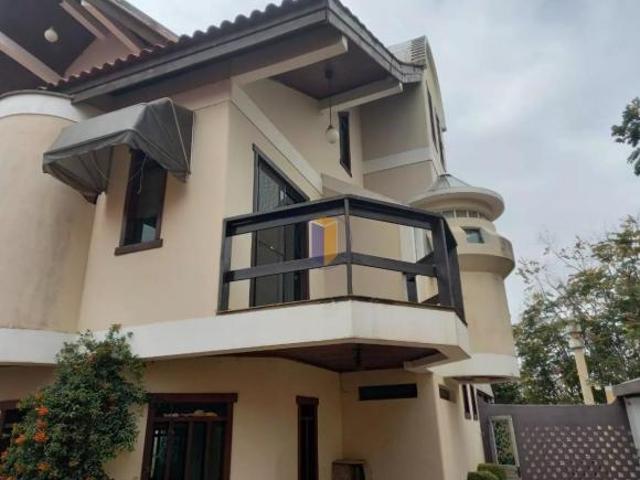Casa para venda e aluguel em Jardim Eltonville de 589.00m² com 5 Quartos, 5 Suites e 8 Garagens