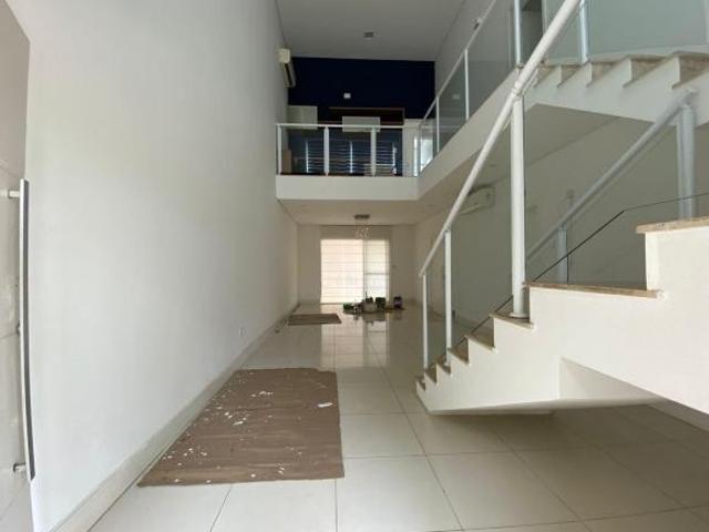Casa para venda e aluguel em Jardim Garret de 296.00m² com 3 Quartos, 3 Suites e 2 Garagens