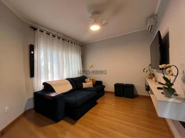 Casa para venda e aluguel em Jardim Itália de 200.00m² com 3 Quartos, 1 Suite e 2 Garagens