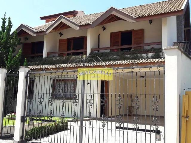 Casa Para Venda E Aluguel Em Jardim Marco Leite de 406.00 m² Com 3 Quartos E 1 Suite