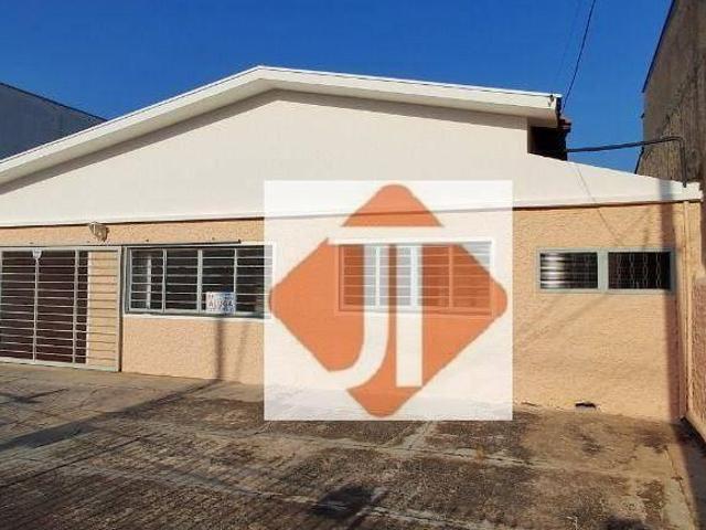Casa para venda e aluguel em Jardim Nilópolis de 115.00m² com 3 Quartos e 6 Garagens