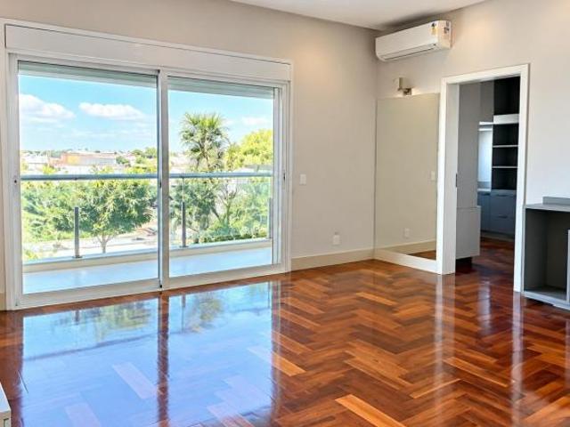 Casa para venda e aluguel em Residencial Saint Patrick de 950.00m² com 4 Quartos, 4 Suites e 6 Garag