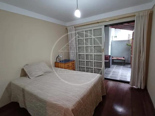 Casa para venda e locação no Jardim Marajoara