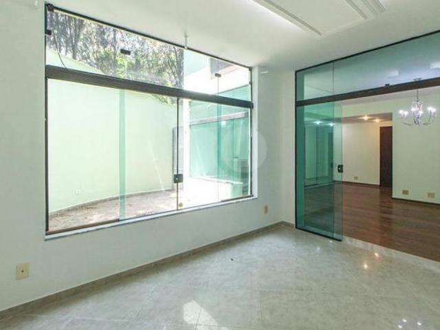 Casa para venda e locação na Vila Madalena