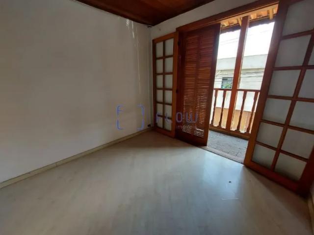 Casa Para Venda e Locação Vila Clementino, 4 Quartos, 1 Suíte, 2 Vagas, 220m²