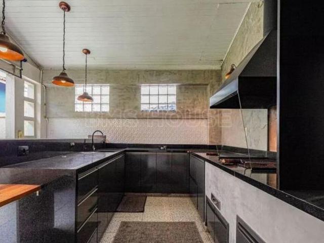 Casa para Venda em Cotia, Jardim Lambreta, 3 dormitórios, 2 suítes, 4 banheiros, 4 vagas