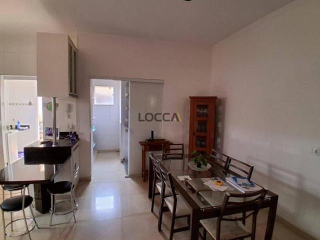 Casa para venda em Condomínio Bella Città de 210.00m² com 3 Quartos, 1 Suite e 4 Garagens