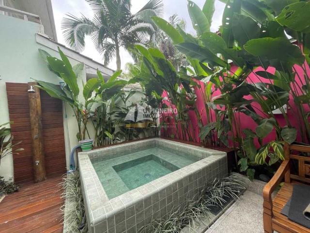 Casa para venda em condomínio em Juquehy! Venha conferir!