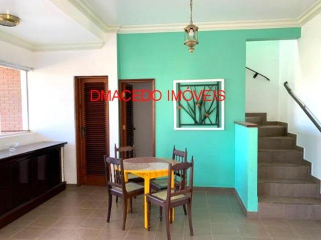 Casa para venda em Condominio Lagoinha de 250.00m² com 4 Quartos, 2 Suites e 4 Garagens