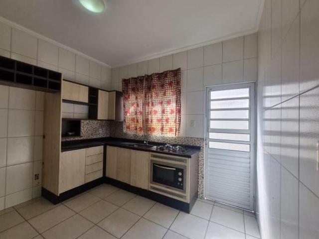 Casa para venda em Conjunto Residencial Araretama de 125.00m² com 2 Quartos, 1 Suite e 2 Garagens