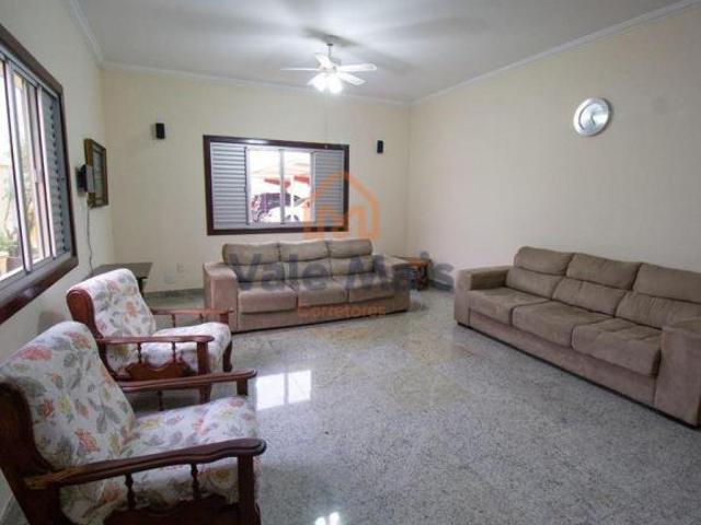 Casa para venda em Caviúnas de 950.00m² com 9 Quartos