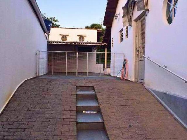 Casa para Venda em Cachoeira Paulista, Centro, 3 dormitórios, 1 suíte, 2 vagas
