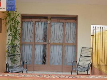 Casa para Venda em Cachoeira Paulista, Pitéu, 3 dormitórios, 2 banheiros