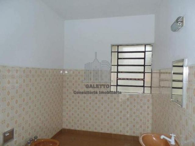 Casa para venda em Cambui de 229.00m² com 4 Quartos e 4 Garagens