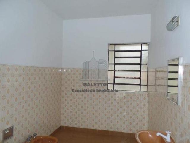 Casa para venda em Cambui de 229.00m² com 4 Quartos e 4 Garagens