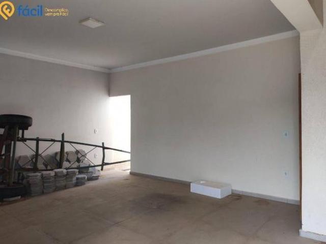 Casa para venda em Caminho das Águas de 0.01m² com 2 Quartos, 1 Suite e 3 Garagens