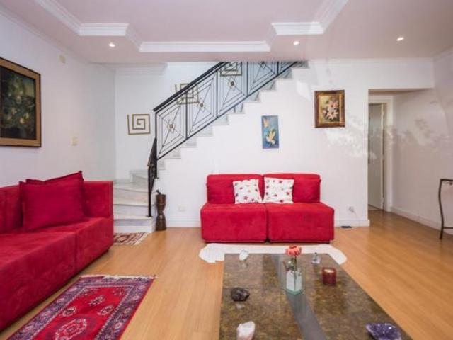Casa para venda em Campo Belo com 3 quartos, sendo 1 suíte, 220m²