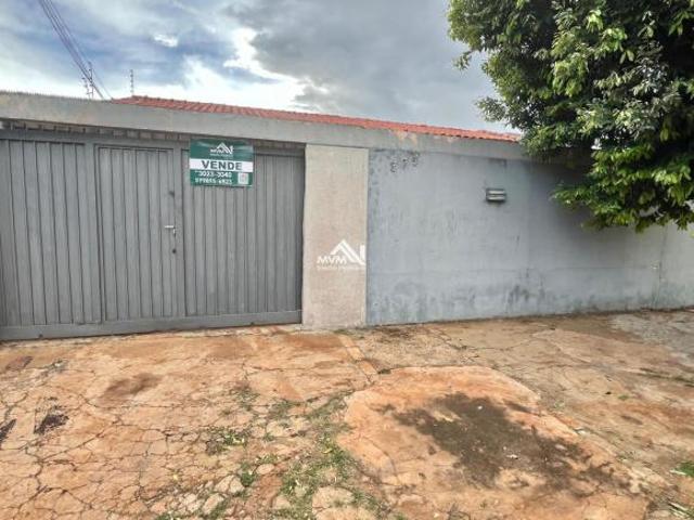 Casa para Venda em Campo Grande, Jardim leblon, 2 dormitórios, 1 banheiro, 3 vagas